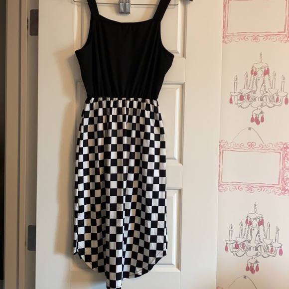 Checkered girls summer dress - Picture 3 of 3